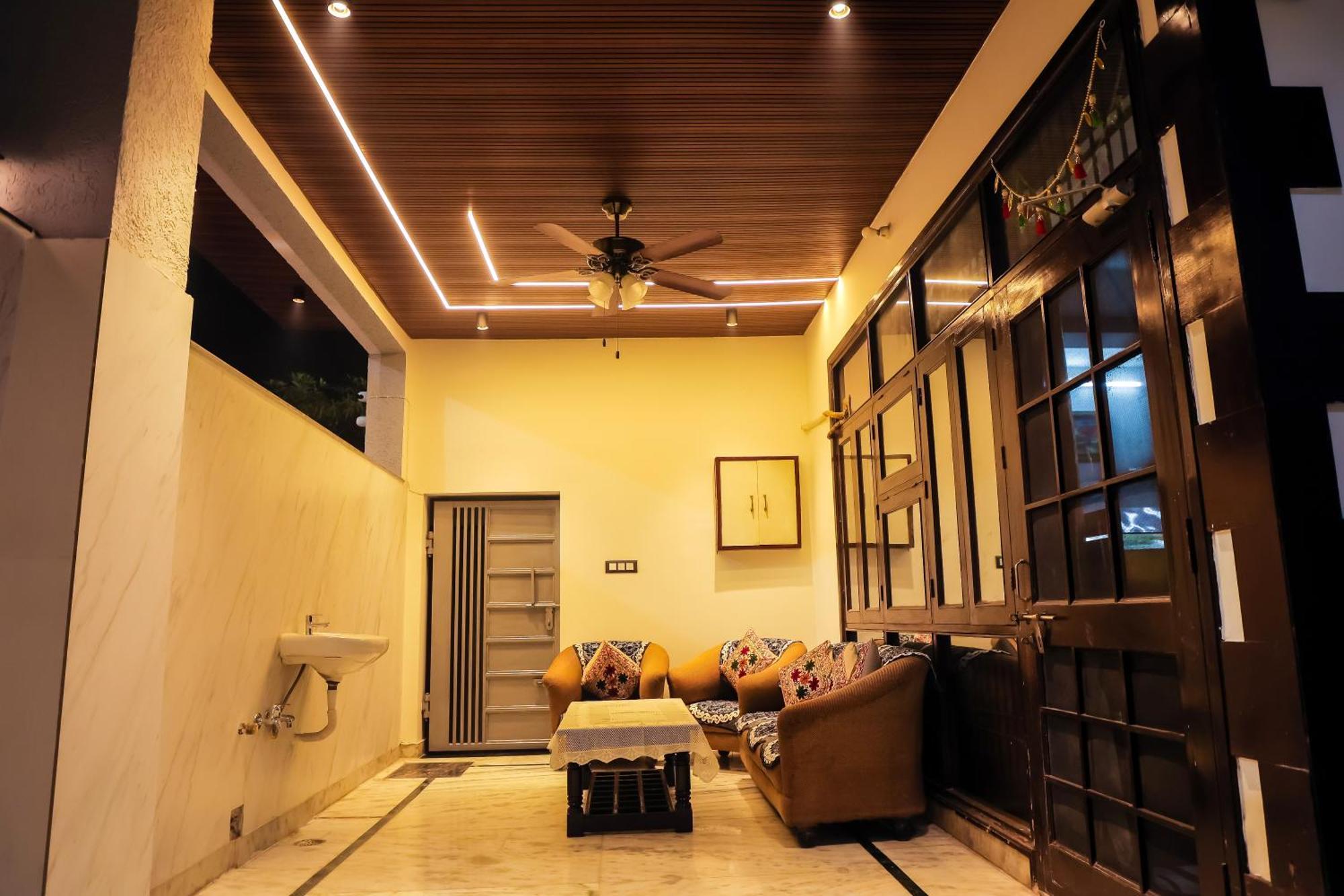Anirudh Homestay Agra  Exterior foto