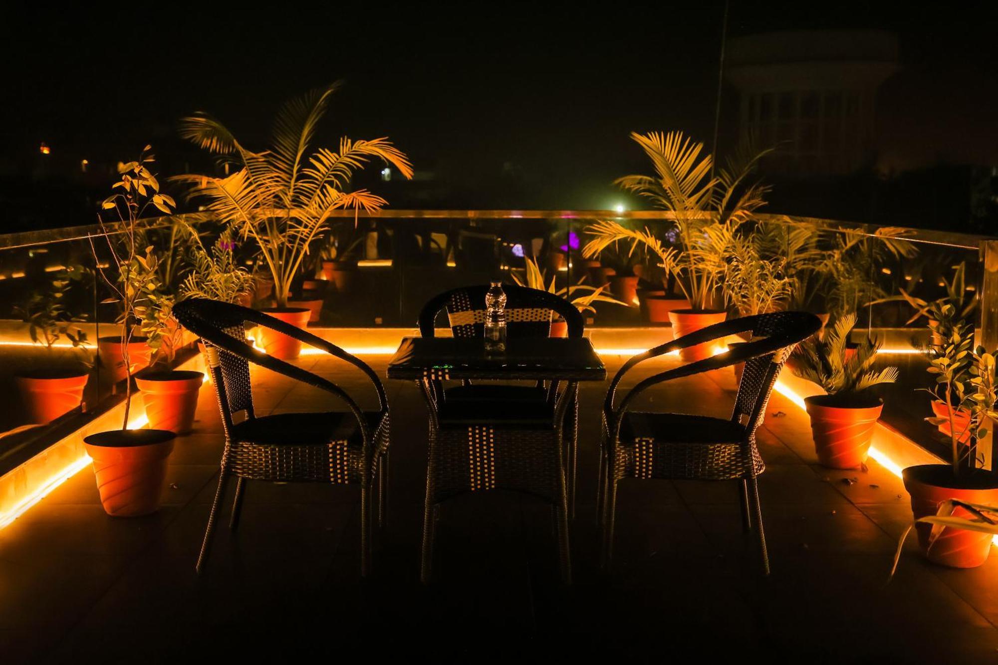 Anirudh Homestay Agra  Exterior foto